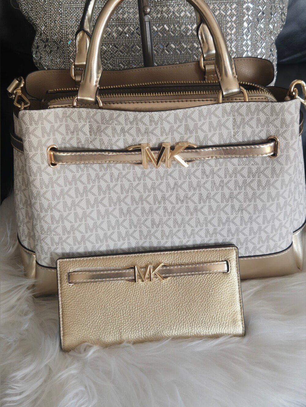 Michael Kors Large Reed Satchel And Snap Wallet
